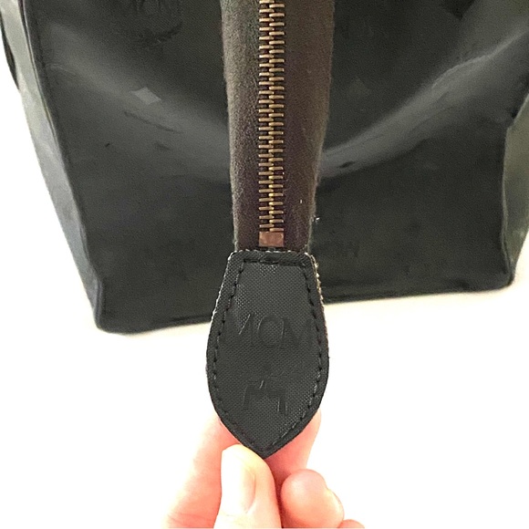 MCM Visetos Tote - Picture 15 of 15